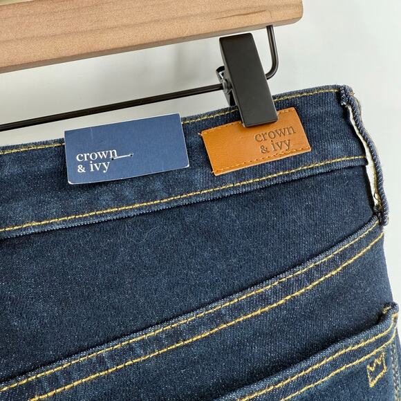 Crown & Ivy Jeans SZ 4 Jaden Wash High Rise Flare Gold Hem Denim NWT Cotton - Picture 6 of 13